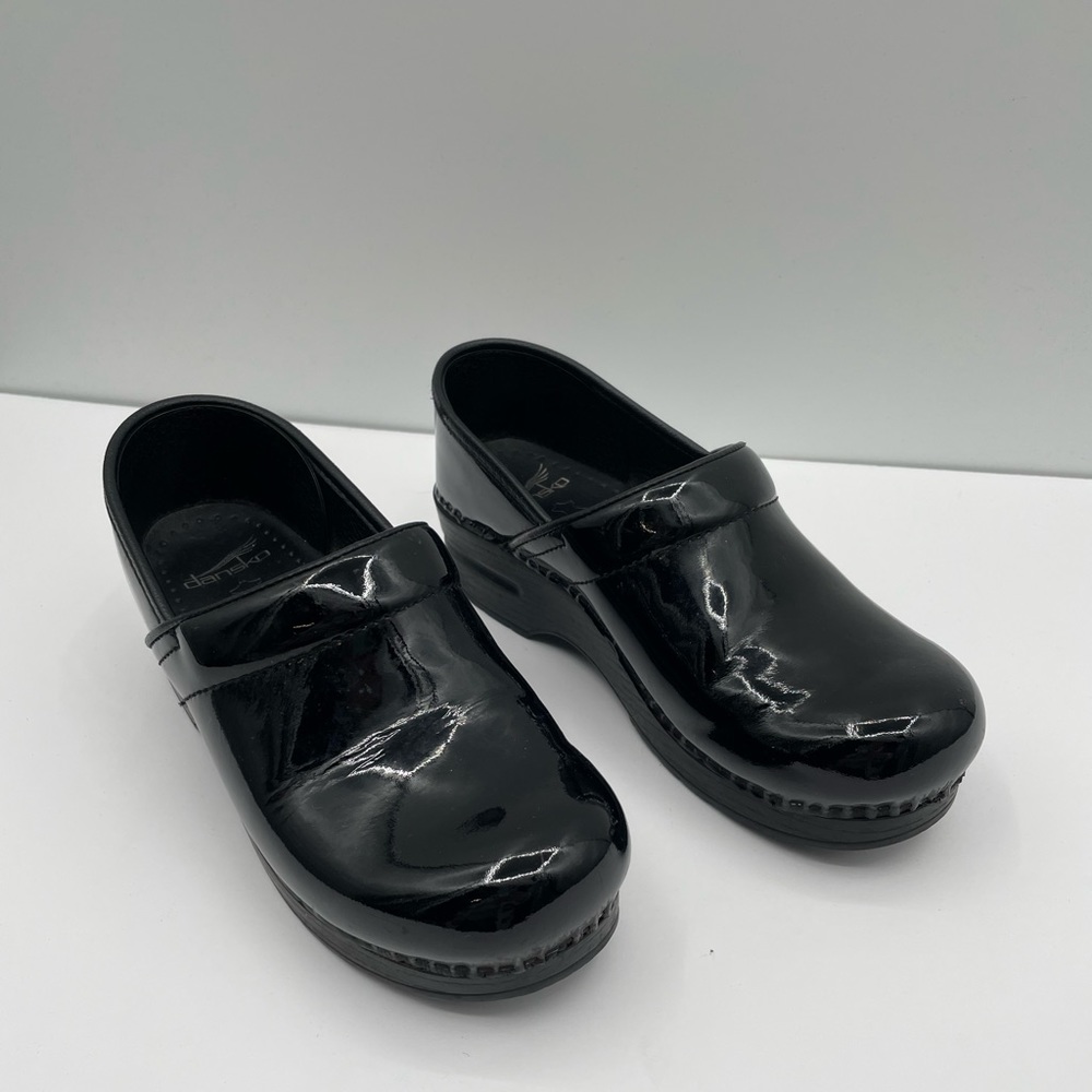 Dansko patent leather clog